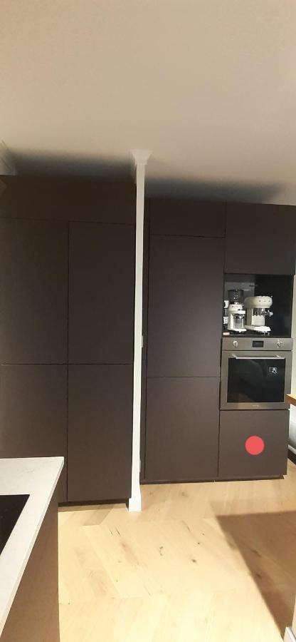 Allees Historiques Du Parc De La Colombiere, Appt De Gamme Appartement *